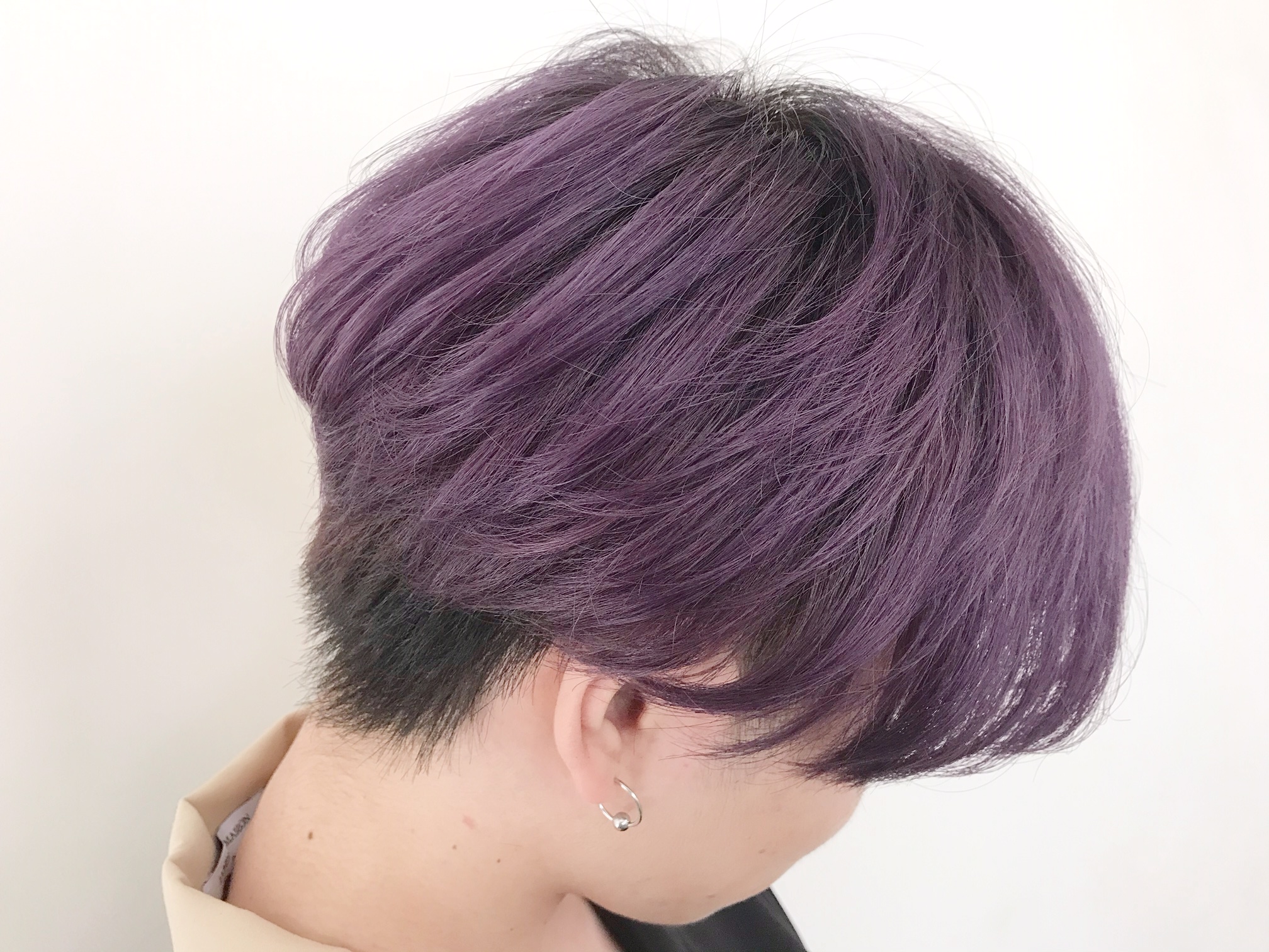 派手髪 K Popアイドル風グレープカラーでハイセンスなオシャレ髪 ヘアカラーの色持ちの話も少し ブリーチありのヘアカラー Prosol大町店