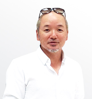 三戸 栄