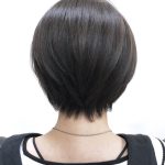 広島県廿日市市にあるプロッソル廿日市店ディレクター寺岡和人のお客様ヘアスタイルはショートカットでアディクシーカラーの前下りボブです。